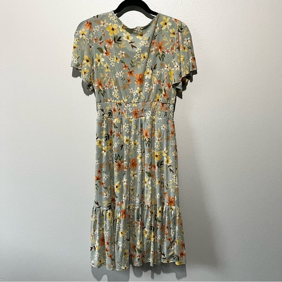 SIRENLILY- Floral Flowy Green Floral Flowy Midi Dress Size L - Picture 2 of 5